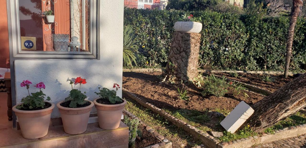 Holiday Home Nives Τίβατ Εξωτερικό φωτογραφία